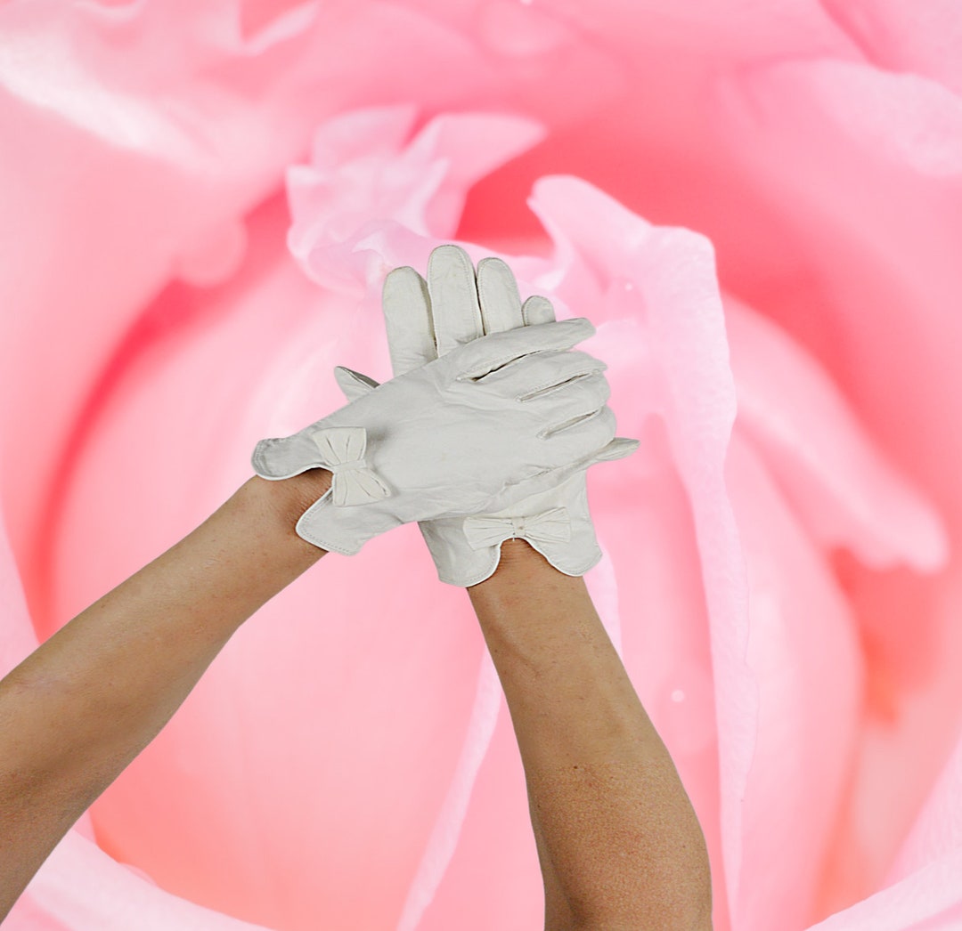 White Leather Gloves Kid Skin Gloves With Bow Wrist Length Etsy