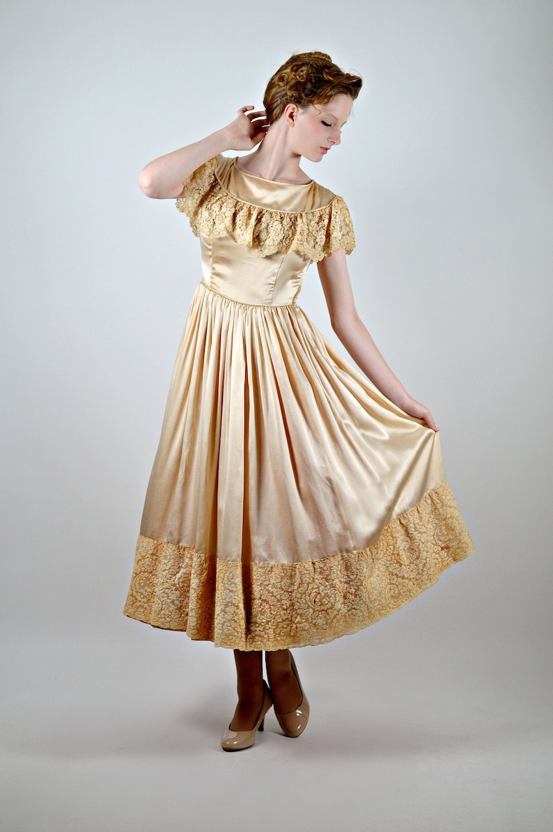 Fit and Flare Silk /& Lace Vintage Wedding Bridal 1950s Gold Dress 50s Formal Special Occasion Dress