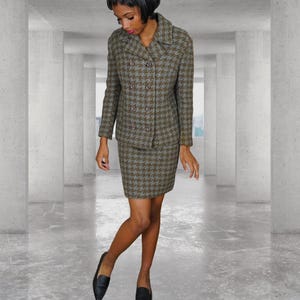Vintage Womens Designer Suit, Large Houndstooth Pattern, Winter Careerwear,