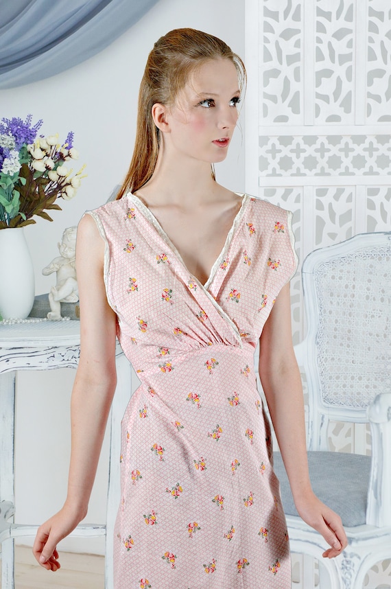 Pink Cotton Floral Nightgown, 1940s Vintage Linge… - image 3