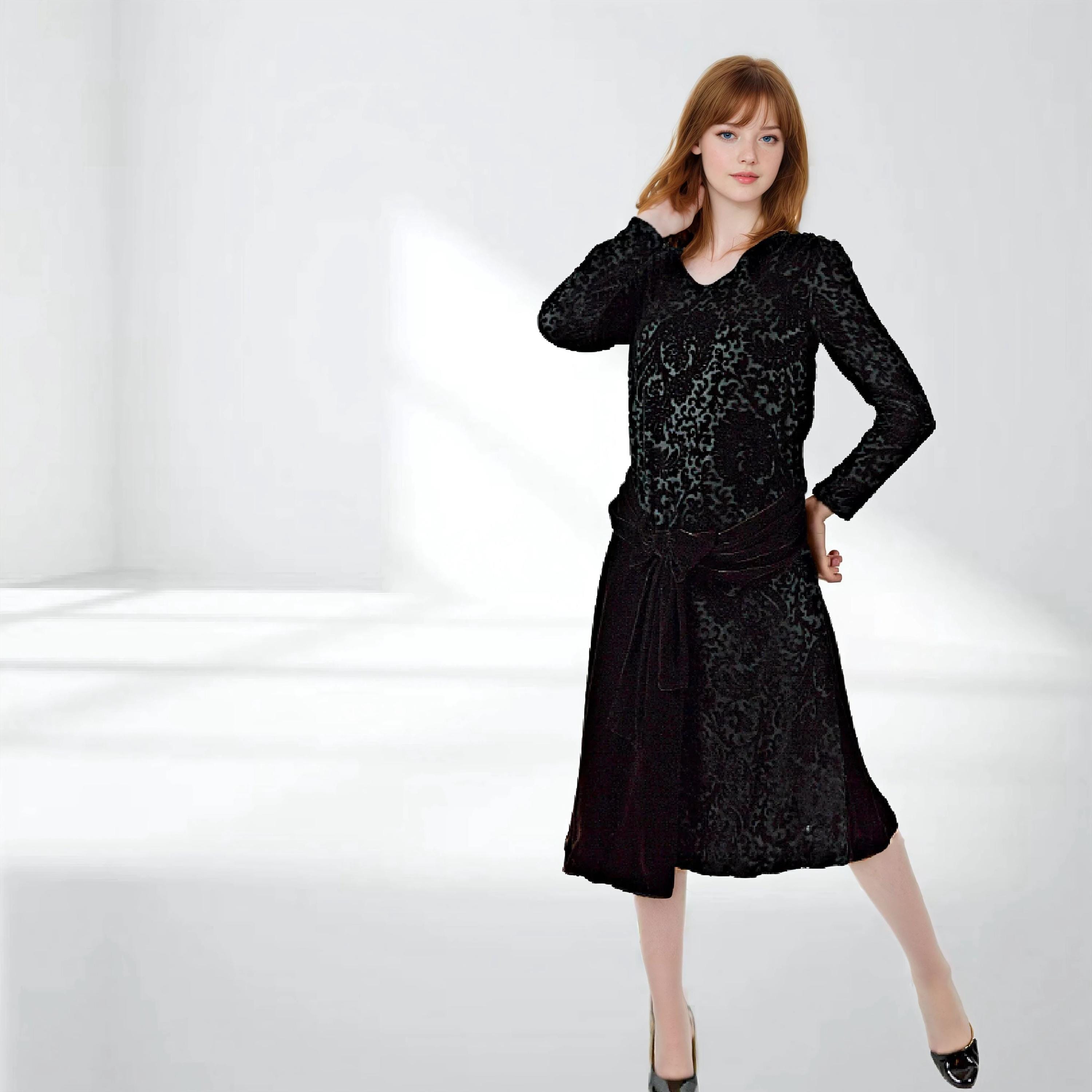 1920s black velvet dress 1920s Black Velvet Dress main image 1