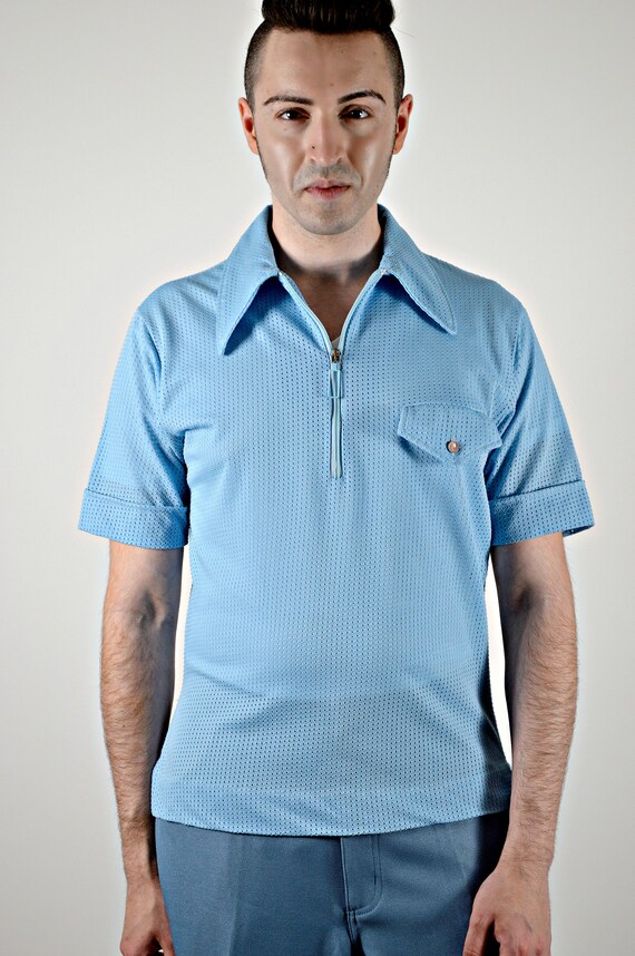 Mens  Blue Mesh Shirt, Zipper Front, Vintage 1970… - image 5