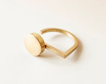 Golden Disc Adjustable Ring for Women, Matte Brass Minimalist Ring, Avant Garde Bauhaus Jewelry, Modern Gift for Her