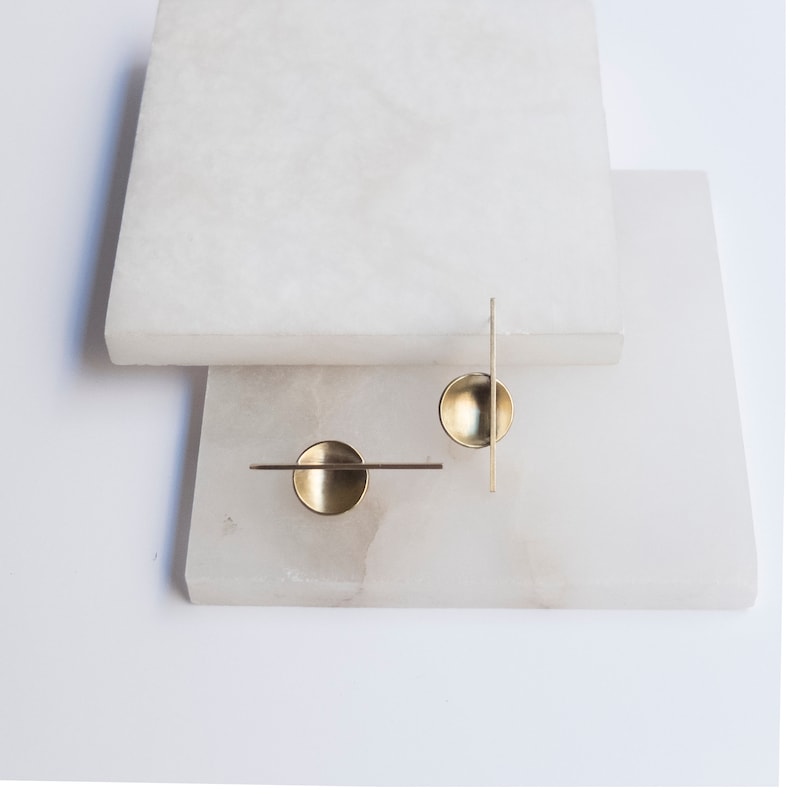 Bauhaus asymmetrische Ohrringe, coole geometrische Ohrringe, abstrakte skulpturale Ohrringe, ungewöhnlicher minimalistischer Schmuck Bild 5
