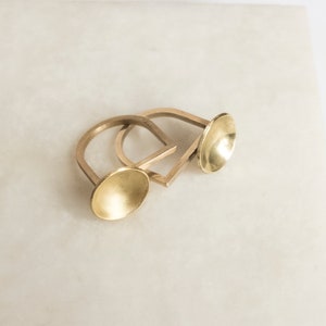 Matte koperen ring, Gouden ring, Sierlijke ring, Minimalistische ring, Asymmetrische ring, Gouden eenvoudige ring, Midi ring, Geometrische ringen voor vrouwen afbeelding 7