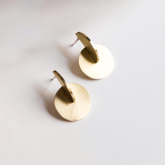 Bauhaus geometric earrings for her, Minimalist architectural brass disc studs, Cool matte contemporary jewelry, Unusual architect gift ideas