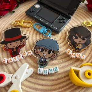 Layton Chibi-Schlüsselanhänger aus Acryl, abgerundet