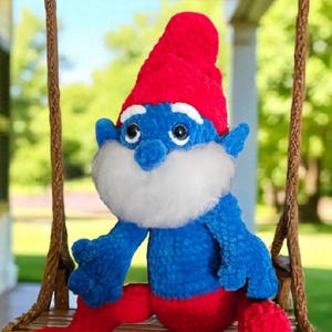 Crocheted Papa Smurf