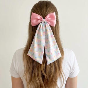 Lazo para el cabello floral de cuadros pastel extragrande / Accesorio coqueto de satén rosa para cola larga