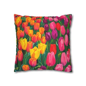 Amsterdam Tulip Floral Pillowcase – Vibrant Spring Flower Cushion Cover, Decorative Throw Pillow for Sofa and Bedroom, Travel-themed decor