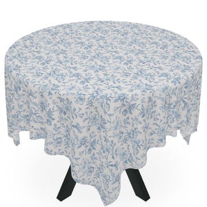 ライトブルーのトワルテーブルクロス：コットンフローラル、フレンチカントリーコテージコア、ブランチシャワーホスティングデコレーション