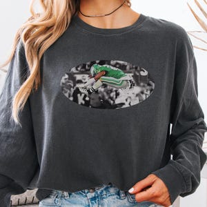 Vintage Saquon Tee Comfort Colors, Saquon Hurdle Football Shirt, Barkley Backwards Hurdle Shirt, Game Day Apparel, Saquon Barkley Shirt Gift