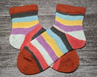 Wool Socks Womens Small 5-6-7 USA Washable, Knitted Socks, Knit Socks, Handmade INV3