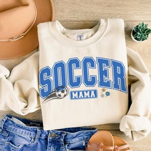 Sudadera de cuello redondo Soccer Mama: Camiseta con colores cómodos para el día del partido
