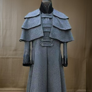 Men&#39;s Gray Wool Garrick Cape: Triple Layer Inverness Duster