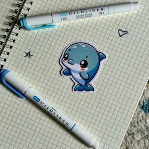 Süßer Delphin Aufkleber | Ozean-inspirierter Vinyl-Aufkleber | Kawaii Aufkleber