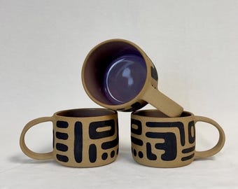 Taza abstracta de cerámica hecha a mano - Lavanda