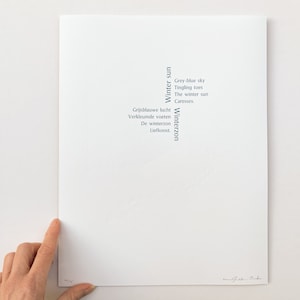 Sol de invierno: poema de tipografía inglés/holandés con impresión de lino en relieve ciego