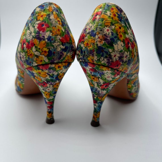 True vintage Like new 1970s Floral pumps sz 4.5 d… - image 9