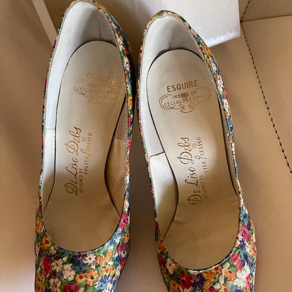 True vintage Like new 1970s Floral pumps sz 4.5 d… - image 7