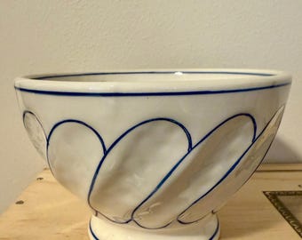 Anthropologie X Molly Hatch Rooster Swirl blue white 6x4” Soup Cereal Latte Bow ceramic French country style