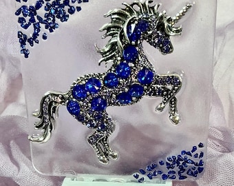 Rhinestone Unicorn 3D Night Light with Crushed Glass and Resin, Dusk-to-Dawn Sensor, LED