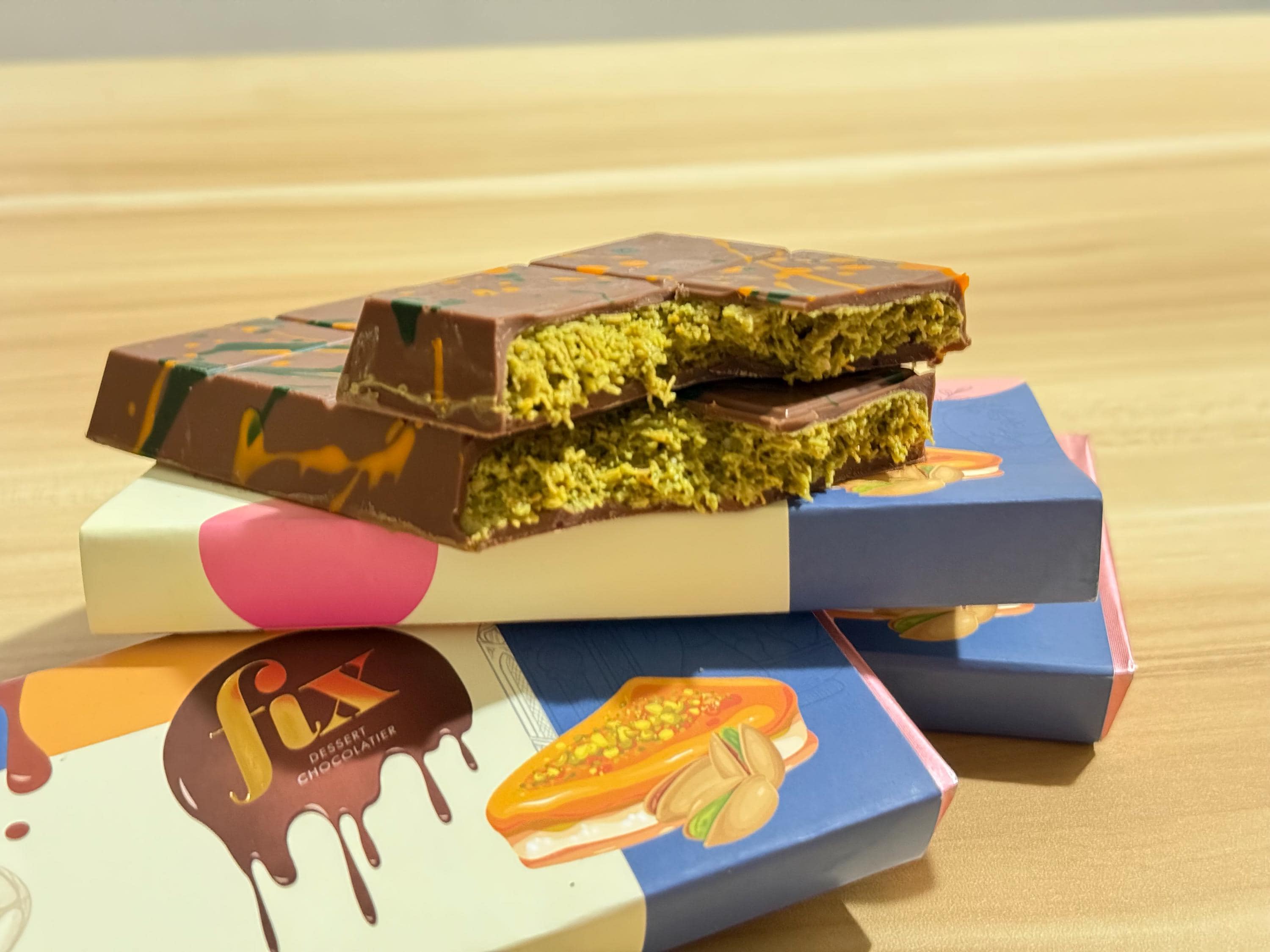 Amazon.co.jp: ドバイ チョコレート 70gx3個 dubai chocolate