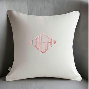 Housse de coussin brodée initiale personnalisée - Coussin personnalisé avec nom de coussin monogramme, cadeau personnalisé unique, coussin design minimaliste