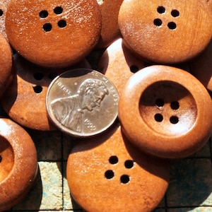 30 Wood Buttons, caramel brown finish, large 1&quot;, 25mm,  natural wood buttons, sewing, crafts, scrapbook
