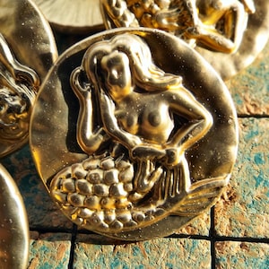 Metal Mermaid buttons, 8 count, gold tone, 3/4 inch, very decorative, pirate, nautical, , sewing supply, scrapbook
