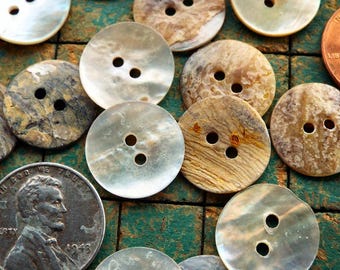 Seashell buttons, Mother of Pearl, 20 count, 5/8 inch, Natural shell buttons, 15mm, 2 hole, nacre buttons, crafting, scrapbook