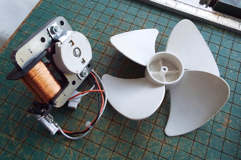 Small Fan electric motor with fan blade 120v synchronous Etsy