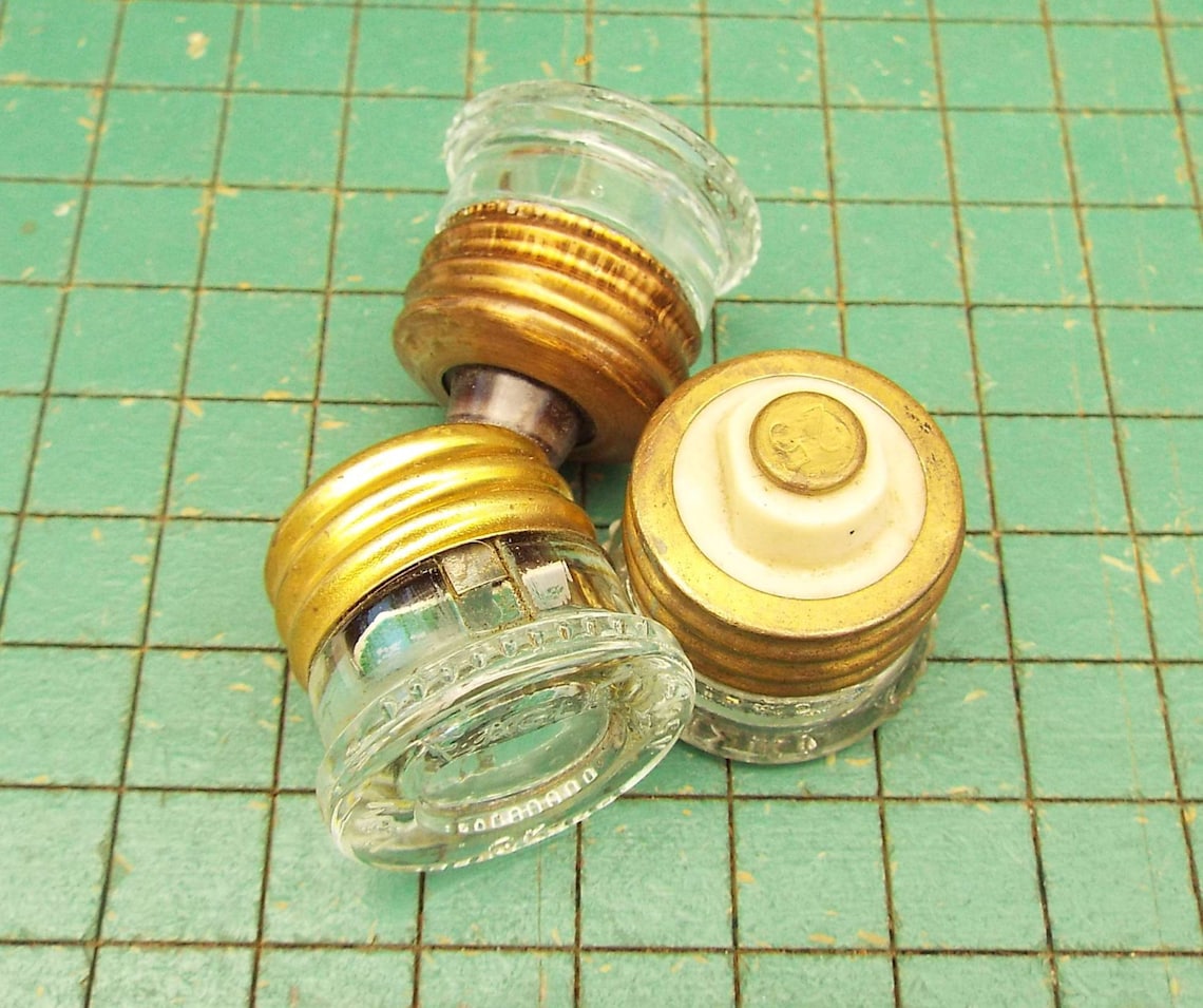 Exploring Home Electrical Systems in 1967 Glass Fuses vs. Breaker