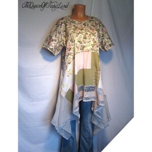 Upcycled Cream Victorian Flowered Cotton Patchwork T-shirt Tunic, 2X, Boho, Hippie, Junk Gypsy Style, Eclectic Tunic, Eco Lagenlook, Q218