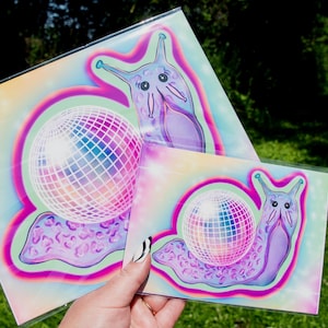 Trippy Disco Snail Print: Funny Pastel Y2K Bedroom Art