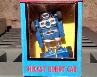 1985-86 Die-Cast Transforming Robot BUGGY Car in Original Box