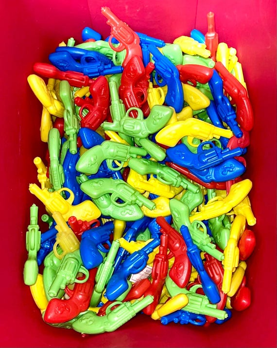 4- 1960-70s Soft Plastic Cowboy Six-shooter Squirt Guns - Etsy