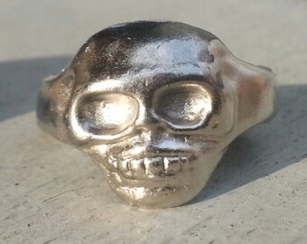 1970s Pirates of Caribbean SKULL Disney Land Skull Ring Design 1