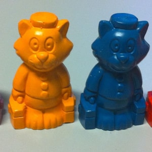 1987 Famous TEST Crayon Animal Pencil Topper BELLHOP CAT