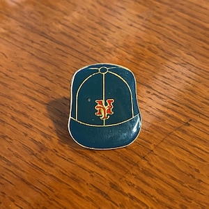 1980s NEW YORK GIANTS Baseball Hat Enamel Tac Hat Pin