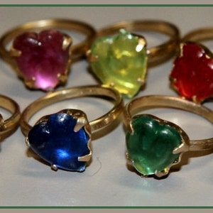 1950&#39;s HEART SHAPE Cracker Jack Toy Ring