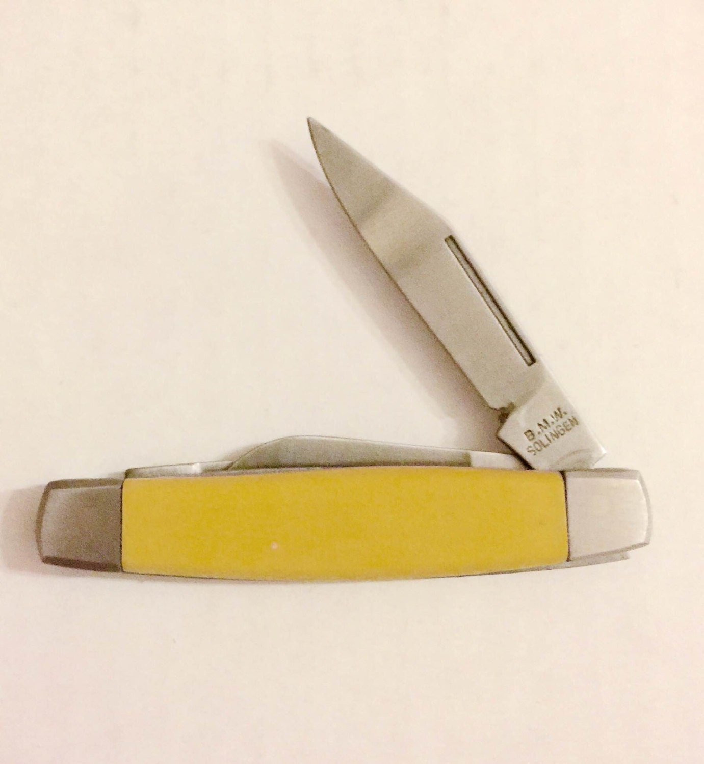 Imperial Yellow Collectible Vintage Folding Knives for sale