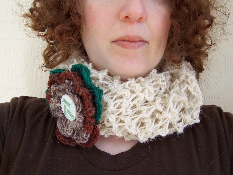 The lacey cowl for the biologist image 5