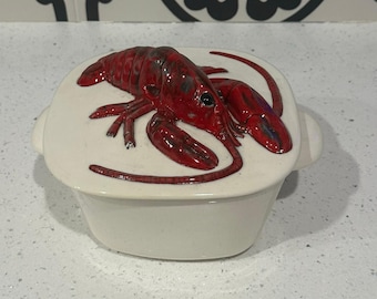 Vintage ATLANTIC MOLD Casserole Dish Lobster Sculpture Handle Art Lid 1983