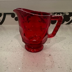 Jarra de crema de cristal rojo rubí georgiano Viking Glass vintage