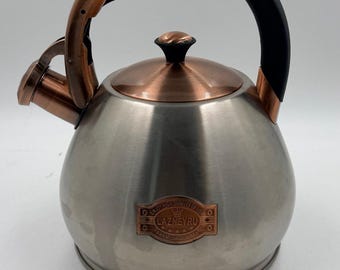 2.8 Qt Whistling Stainless Steel Tea Kettle Stove Top Teapot for Water Boiling