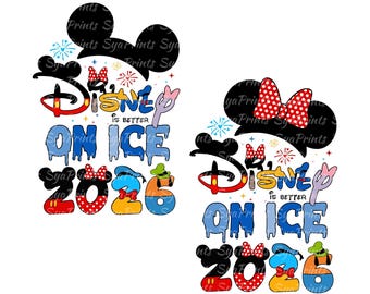Ensemble png sur la glace, voyage en famille 2026 png, tête de souris rétro, vacances en famille png, royaume magique png, mode vacances png, chemise familiale assortie