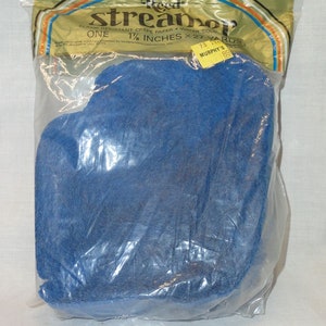 Crepe Paper Party Streamers Various Manufacturers Vintage & Non-Vintage Blue (Reed)