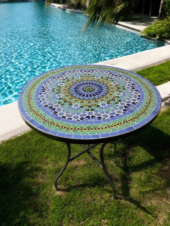 Handgefertigter marokkanischer Mosaiktisch – Bunter Zellij-Tisch für Terrasse und Garten, Kaffeetisch im Freien, Beistelltischkunst
