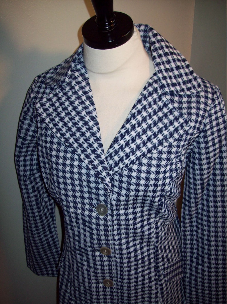 Vintage 60s 70s Navy Blue White Houndstooth Blazer Suit Jacket Top Retro Preppy Office Coat Hipster Chic Marcia Brady Bunch Leisure Suit